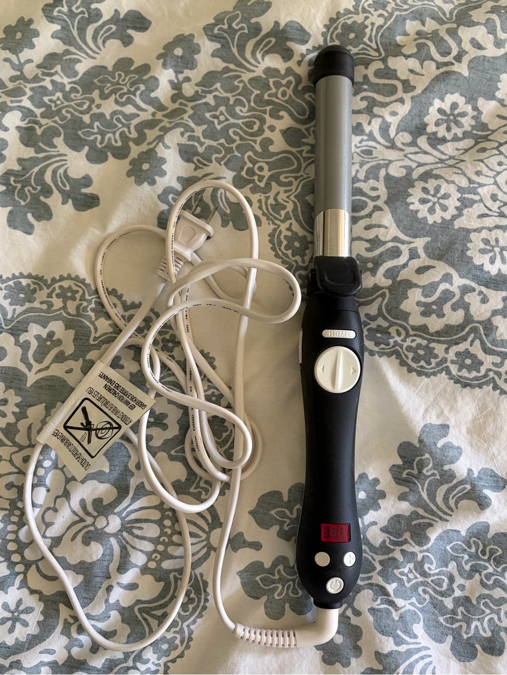 The Beachwaver Co. S1 1 inch curling iron